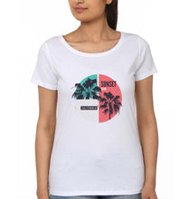 Load image into Gallery viewer, Sunset California T-Shirt for Women-XS(32 Inches)-White-Ektarfa.online
